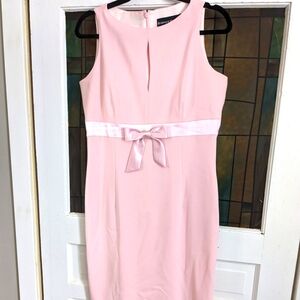 Elegant Pink Sleeveless Dress